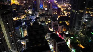 Bukit Bintang, Kuala Lumpur, Malezya - 02 Aralık 2023: Şehir manzarasına hakim olan havadan etkileyici mimari başarılar
