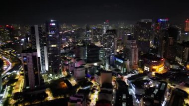 Bukit Bintang, Kuala Lumpur, Malezya - 02 Aralık 2023: Şehir manzarasına hakim olan mimari başarıların hava perspektifi,