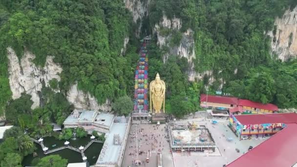 Batu Caces Selangor Malaysia Nov 2023 Aerial Hyperlapse Moving Away — Stock Video
