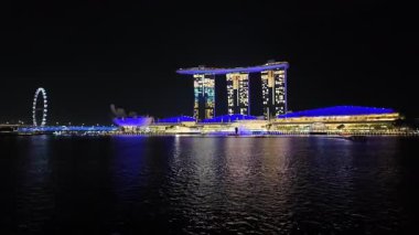 Marina Körfezi, Singapur, 0 - 09 Haziran 2024: Marina Körfezi Sands 'in Gece Yansıması