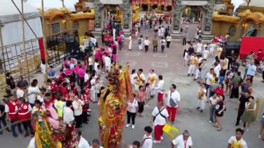 Raja Uda, Penang, Malezya - 21 Eylül 2024: Tow Boo Keong tapınağındaki kutsal geçit töreni