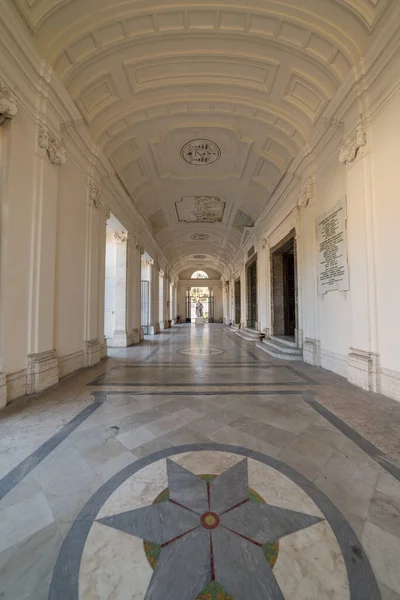 Nápoles Italia Febrero 2023 Interior Exterior Basílica Cristiana Incoronata Madre — Foto de Stock