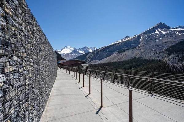 Passarela Para Vidro Inundou Columbia Icefield Skywalk Parque Nacional Jasper — Fotografia de Stock