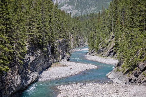 Glacial Cascade River Flowing Stewart Canyon Bridge Lake Minnewanka Banff — Stock Photo, Image