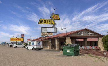 Route 66 Motel, Navajo Bulvarı, Holbrook, Arizona, ABD 18 Nisan 2024