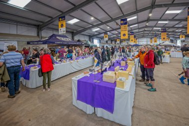 En iyi peynir yarışması için 14 Eylül 2024 'te Somerset, İngiltere' deki Frome Cheese Show 'da peynirler sergilenecek.