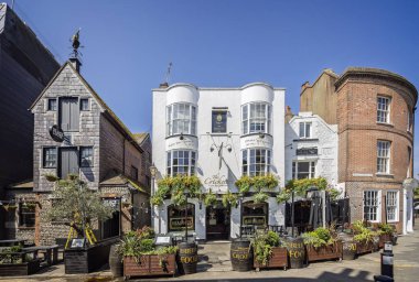 The Lanes 'deki The Cricketers barı. 28 Nisan 2025' te Brighton, Sussex, İngiltere 'deki en eski bar.