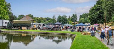 Dünya Savaşı 'nın 80. yıldönümünün panoramik görüntüsü 27 Temmuz 2025' te İngiltere 'nin Wiltshire kentinde Warminster Park' ta gerçekleşti.