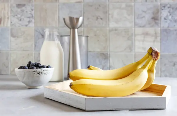 Ingredientes Para Fazer Batido Banana Close Foco Seletivo — Fotografia de Stock
