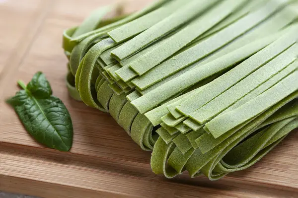 Uncooked Green Spinach Homemade Italian Tagliatelle Pasta Close — Stock Photo, Image