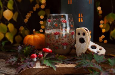 Linzer Hayalet şekilli Kurabiyeler, Eğlenceli Cadılar Bayramı Pastası