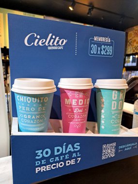 Mexico City, Mexico - 29 Ekim 2022: Cielito Querido Meksika Kafeteryası zincirdeki kafeterya sayısını artırıyor ve ürünlerini self-servis mağazalarına getiriyor