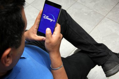 Mexico City, Mexico - 9 Kasım 2022: Disney Plus, Amerika 'nın talep üzerine abonelik videosu, Meksika' da reklam ve fiyat zammı seçeneğine sahip olacak.