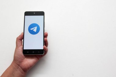 Mexico City, Mexico - 9 Kasım 2022: Telgraf Premium Mesaj Uygulaması Bir Milyon Aboneliği Aştı, Sosyal Medya Aboneliğinin Başarısı Planı