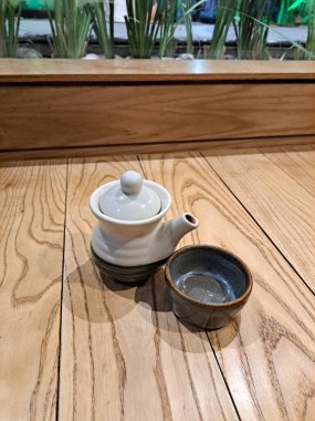 Soy sauce is one of the most popular seasonings in Southeast Asian cuisine in the West. It is called soy sauce, silao, or shyu. It is made with soybeans, wheat or barley, fermented water and salt