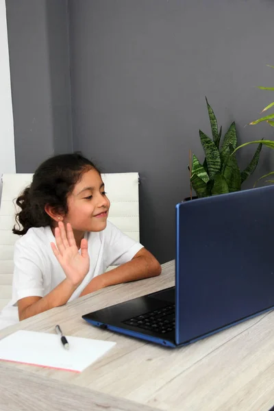 Year Old Latino Girl Does Home Schooling Takes Online Classes — Foto de Stock