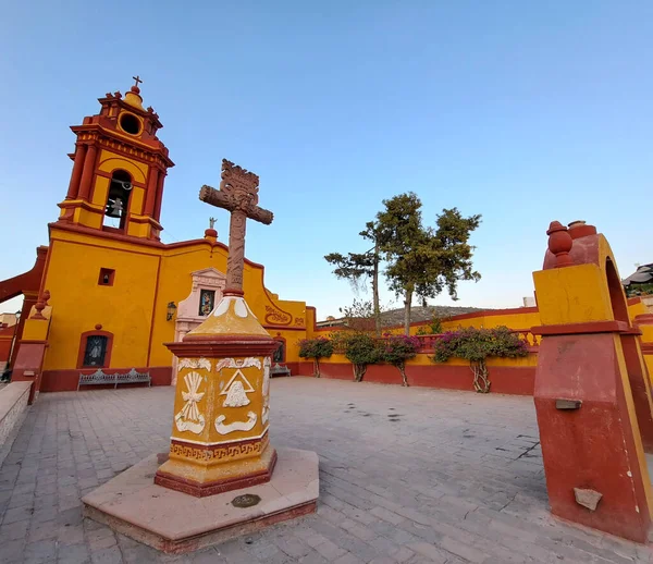 Varázslatos Város Pea Bernal Queretaro Mexikó Központjában San Sebastian Templom — Stock Fotó