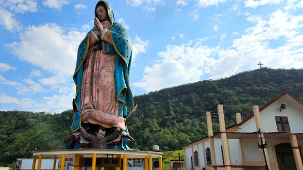 Xicotepec Puebla México Abr 2023 Virgen Monumental Guadalupe Metros Altura — Foto de Stock