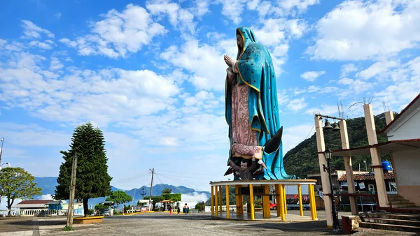 Xicotepec Puebla México Abr 2023 Monumental Virgem Guadalupe Metros Altura — Fotografia de Stock