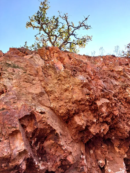 stock image Open pit opal mining in Tequisquiapan Queretaro, Mexico is a natural wonder of towering orange rock formations