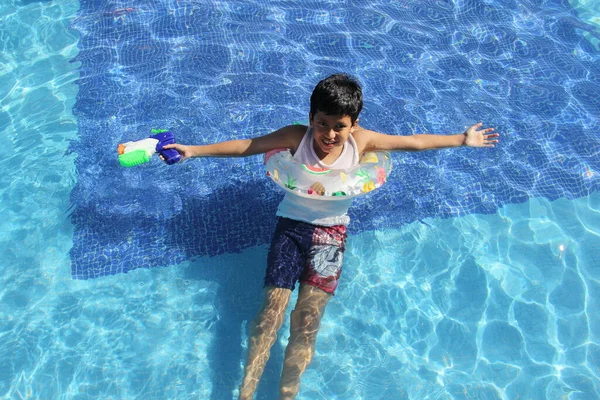 Year Old Brown Haired Latino Boy Swims Pool Plays Enjoys — Stock Photo, Image