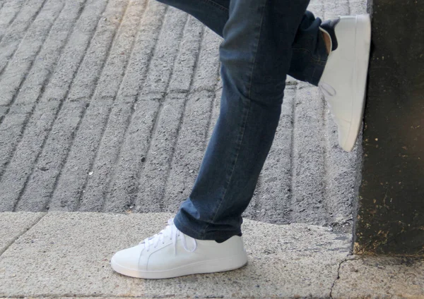 Sapatos Tênis Branco São Básico Que Transcenderam Modas Tendências Longo — Fotografia de Stock