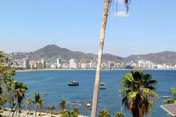 stock image Acapulco de Jurez in the Mexican state Guerrero is one of the main tourist destinations in Mexico, famous for its beaches and nightlife