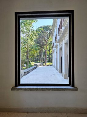 Mexico City, Mexico - 7 Şubat 2024: Başkan 'ın ikamet ettiği Los Pinos Kültür Kompleksi, CDMX' teki Chapultepec Ormanı içinde halka açık bir alandır.