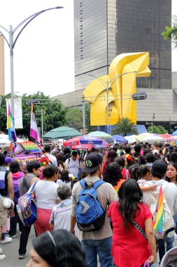 Mexico City, Mexico - 29 Haziran 2024: LGBT + Pride March, Reforma Bulvarı 'nda her yıl gerçekleşen bir festival gösterisidir.
