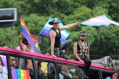 Mexico City, Mexico - 29 Haziran 2024: LGBT + Pride March, Reforma Bulvarı 'nda her yıl gerçekleşen bir festival gösterisidir.