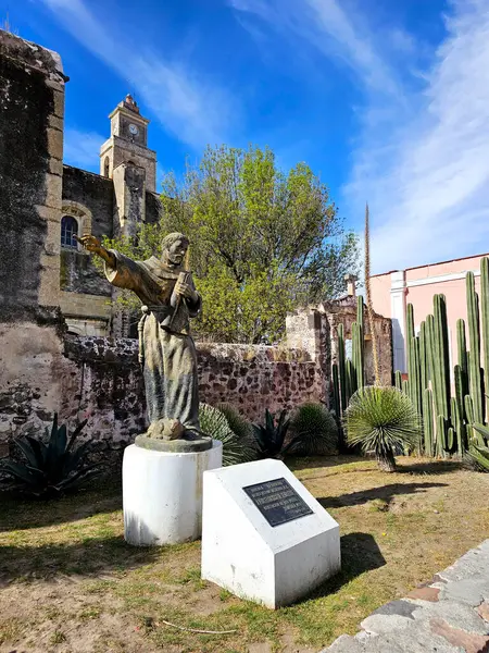 stock image Zempoala, Hidalgo, Mexico - Feb 14 2024: Temple and former convent of Todos los Santos in the Mexican magical town Zempoala in Hidalgo