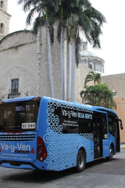 Merida, Yucatan, Meksika - 27 Ekim 2024: Metropolitan Sürdürülebilir Hareket Sistemi Va y Ven, Meksika 'nın Yucatan eyaletinin birleşik toplu taşıma sistemidir.