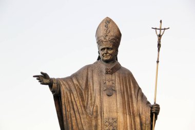 Mexico City, Meksika - 26 Kasım 2024: İkinci Papa John Paul 'un Meksika' daki Guadalupe Bazilikası 'ndaki bronz heykeli