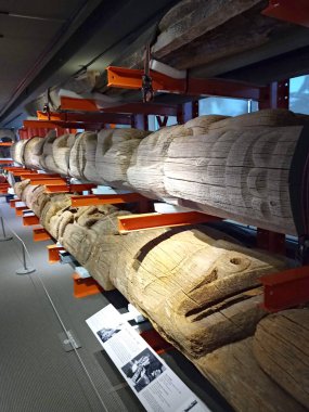 British Columbia, Vancouver, Kanada - 12. Mar 2022: British Columbia Üniversitesi Antropoloji Müzesi Vancouver, British Columbia, Kanada 'da dünya sanat ve kültürleri sergilenmektedir.