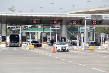 Mexico City, Meksika - Ocak 12025: CDMX çıkışındaki gişe gişesi - Cuernavaca Morelos karayolu zamları ve protestolar düzenleniyor