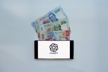 Mexico City, Mexico - 22 Şubat 2025: Sohbet Üretici Ön Eğitimli ChatGPT, metinleri anlamak ve üretmek için yapay zeka sohbet robotu uygulaması.