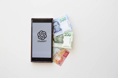 Mexico City, Mexico - 22 Şubat 2025: Sohbet Üretici Ön Eğitimli ChatGPT, metinleri anlamak ve üretmek için yapay zeka sohbet robotu uygulaması.