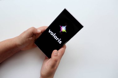 Mexico City, Mexico - 22 Şubat 2025: Volaris Uygulaması ve Ağı, Meksika 'da, ABD' de, Orta Amerika 'da ve Güney Amerika' da uçuş yapan düşük maliyetli bir Meksika havayolu şirketi.