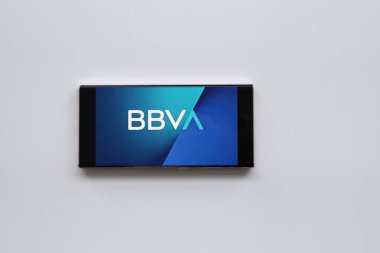 Mexico City, Mexico - 22 Şubat 2025: BBVA, Banco Bilbao Vizcaya Argentaria anlamına gelen, uygulama ve internet üzerinden finansal ürünler ve hizmetler sunan küresel finans grubu.