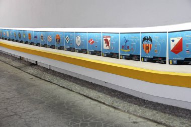 Mexico City, Mexico - 16 Ağustos 2015: Estadio Azteca ya da Banorte 'nin içinde, futbol maçları ve konserler için Meksika' nın en büyüğü Mexico City 'dedir.