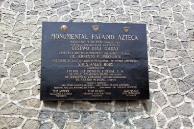 Mexico City, Mexico - 16 Ağustos 2015: Meksika 'daki Azteca ya da Banorte Stadyumu' nun dış girişi, Dünya Kupası ve benzeri maçlar için yapılmıştır.