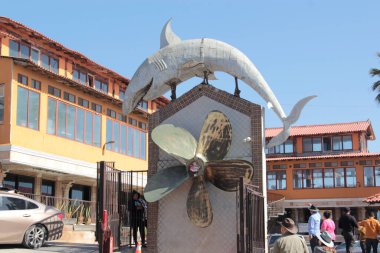 Puerto Nuevo, Baja California, Meksika - 14 Aralık 2025: Baja California 'daki Pueblo Nuevo sahildeki restoranlarında ıstakoz yemekleriyle ünlüdür