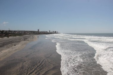 Rosarito, Baja California - 15 Aralık 2025: Rosarito Sahili, Meksika 'nın Baja California Yarımadası' ndaki bir plajdır.