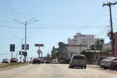 Rosarito, Baja California - 15 Aralık 2025: Rosarito Sahili, Meksika 'nın Baja California Yarımadası' ndaki bir plajdır.