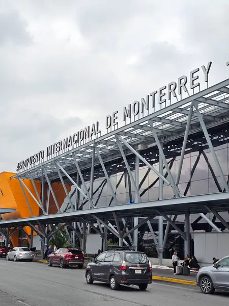 Monterrey, Nuevo Leon, Meksika - 27 Temmuz 2025: Monterrey Generali Mariano Escobedo Uluslararası Havalimanı MTY, Nuevo Leon 'un en modern havaalanlarından biridir.