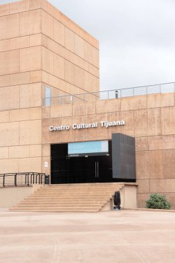 Tijuana, Baja California, Meksika - 14 Mart 2025: Tijuana Kültür Merkezi CECUT, La Bola, şehirdeki sergi ve konserler gibi sanatsal ve kültürel etkinlikler sunan kurum