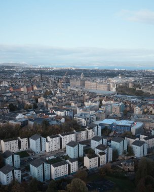 Edinburgh şehir merkezinin en iyi manzarası. Edinburgh, İskoçya, Birleşik Krallık Şehri