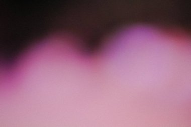 Koyu pembe renk gradyan soyut arkaplan, gürültü dokusu efekti