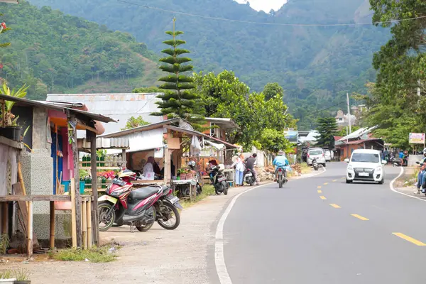 stock image atmosphere of life in Sembalun with natural views surrounded by mountains on March 9 2024 - Sembalun, East Lombok, Indonesia