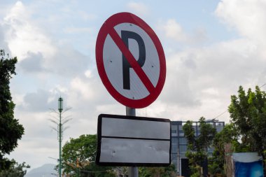 Şehir Trafik Yönetmeliği Park Yasağı